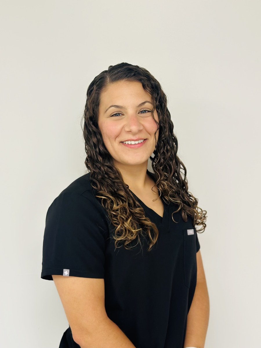 Alessia Marchese, Osteopathic Manual Practitioner